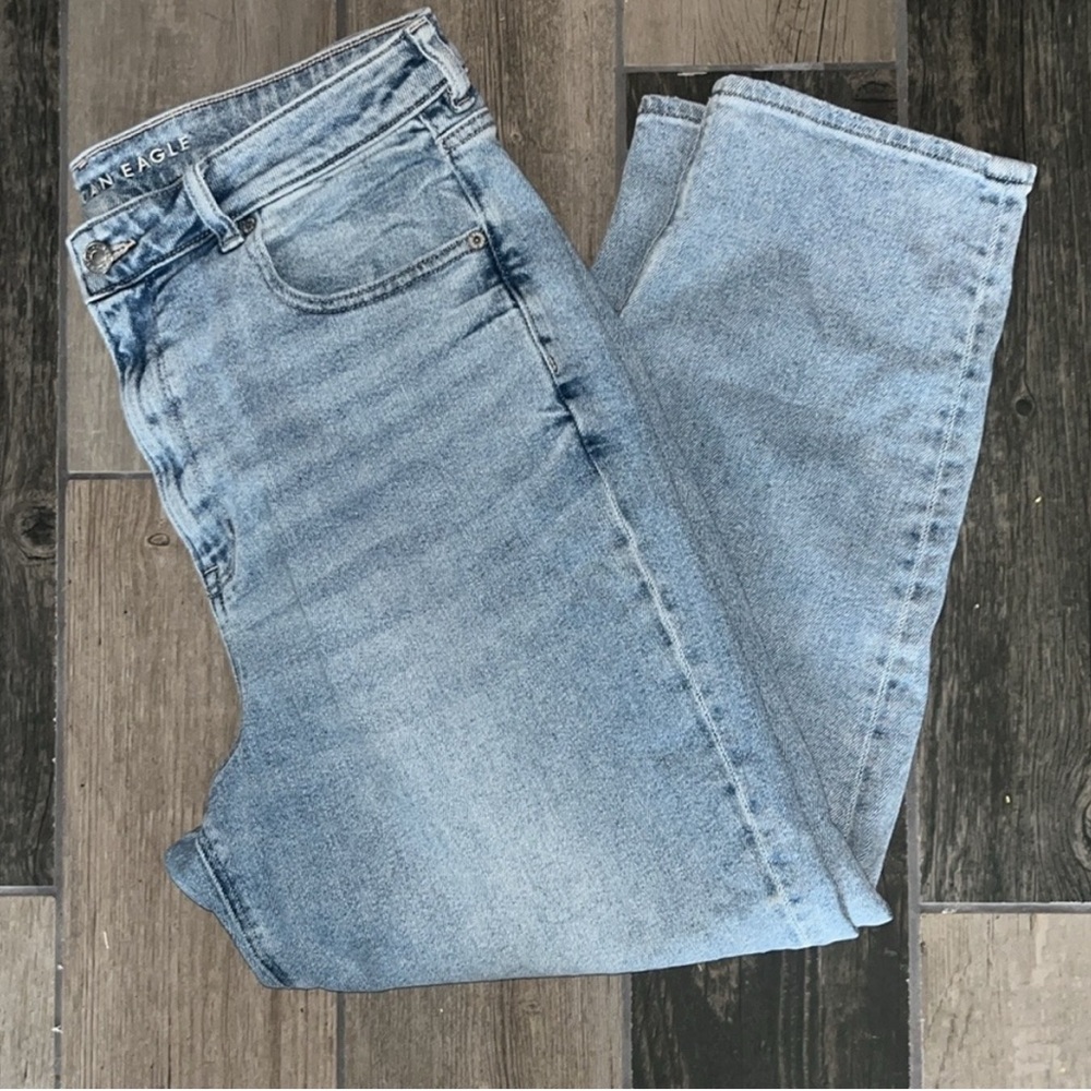 American Eagle Mom Straight Jeans Size 16 Short